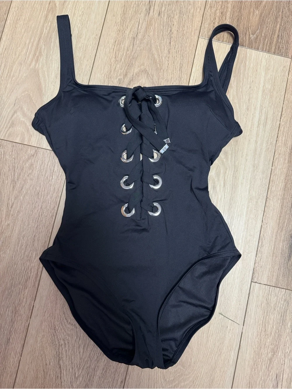 Michael Kors NWOT BLACK 8 SEXY Lace-Up GROMMETS One-Piece Swimsuit
